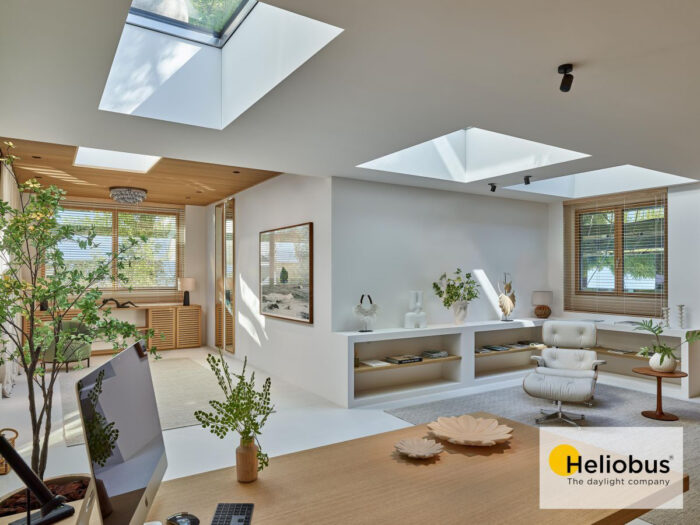 Zrcadlové šachty Heliobus v kombinaci s pochozími bezprahovými světlíky Glassfloor